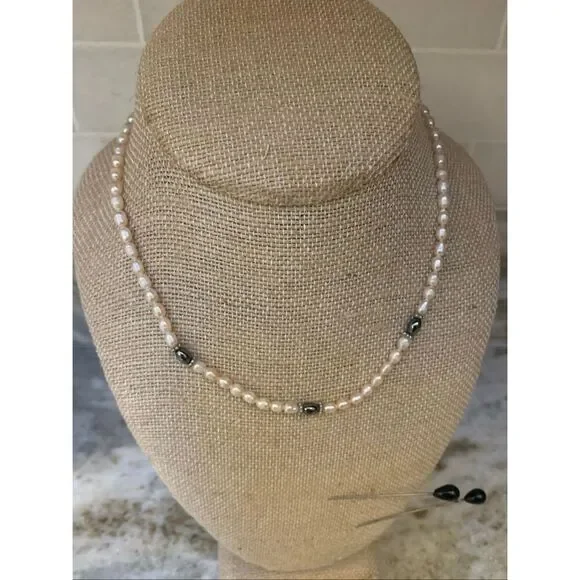 Freshwater Pearls with Hematite Beads #16 inches long #pearls - Picture 3 of 4